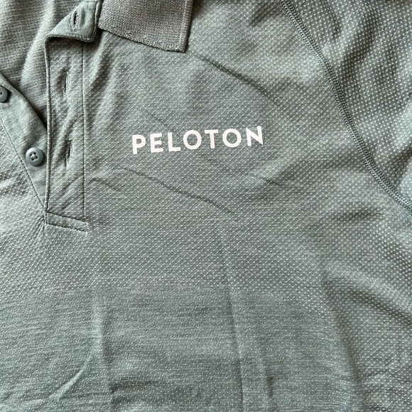 Peloton by Lululemon Green Polo Shirt Classic Design - Picture 2 of 4
